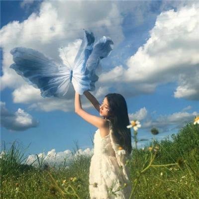 你好,我叫多蕾丝